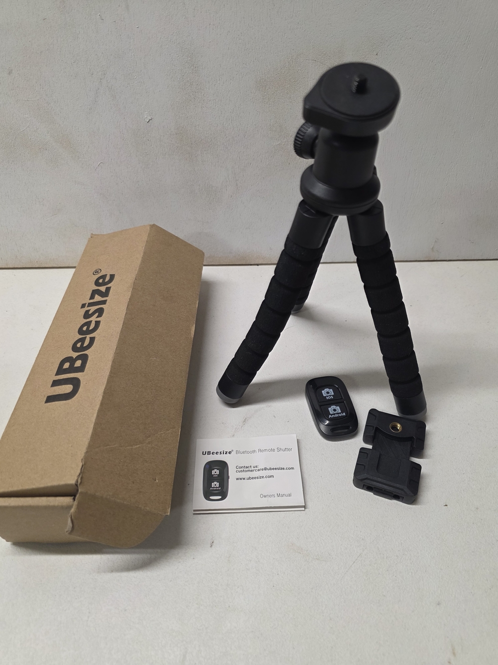 UBeesize Flexible Phone Tripod Bluetooth Remote Shutter Holder w/ Box Manual